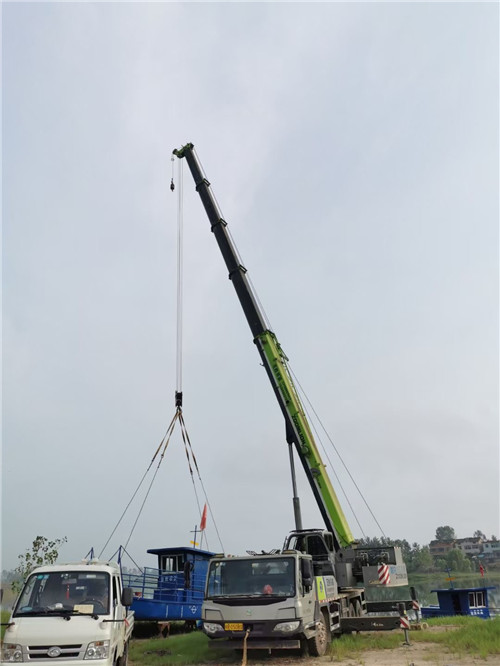 沙河口区桥梁建设吊装案例